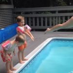 This mother was trying to teach her children to swim however their attitude got the whole world in tears with laughter.