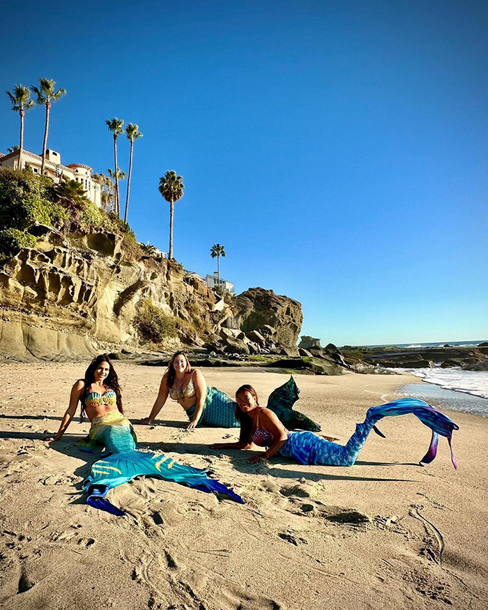 California beach latest news, california islands latest news, best news in California, happy ending news in california, pictures of mermaids in california, mermaid costum for little girls, mermaid costum for kids, mermaid costum best price, amazing story of mermaids in USA, mermaids rescues a drowning diver