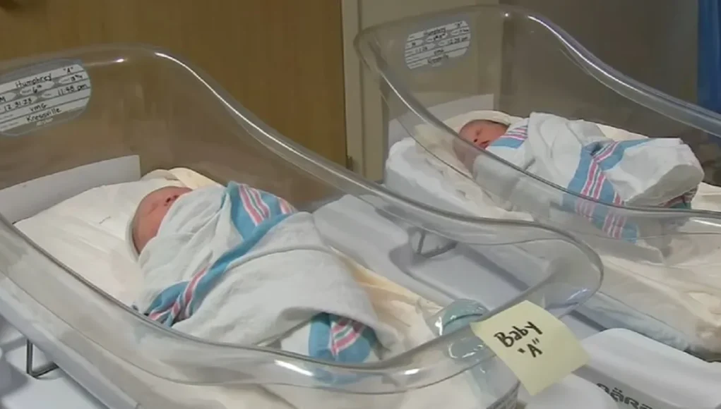 Unique Twin Births, New Year's Eve Twins, Different Year Twins, Virtua Voorhees Hospital Birth, Twins Different Birthdays, Rare Twin Birth Stories, Holiday Birth Events, New Year's Birth Miracles, Twins with Distinct Birthdays, Unusual Twin Delivery Stories