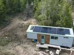 DIY tiny home projects, Sustainable tiny house living, Affordable tiny homes, Tiny house solar power, Minimalist lifestyle in tiny homes, Eco-friendly tiny house design, Tiny house off-grid living, Custom-built tiny homes, Tiny house mobility, Fifth-wheel trailer conversion