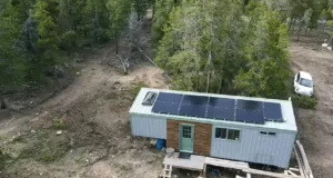 DIY tiny home projects, Sustainable tiny house living, Affordable tiny homes, Tiny house solar power, Minimalist lifestyle in tiny homes, Eco-friendly tiny house design, Tiny house off-grid living, Custom-built tiny homes, Tiny house mobility, Fifth-wheel trailer conversion