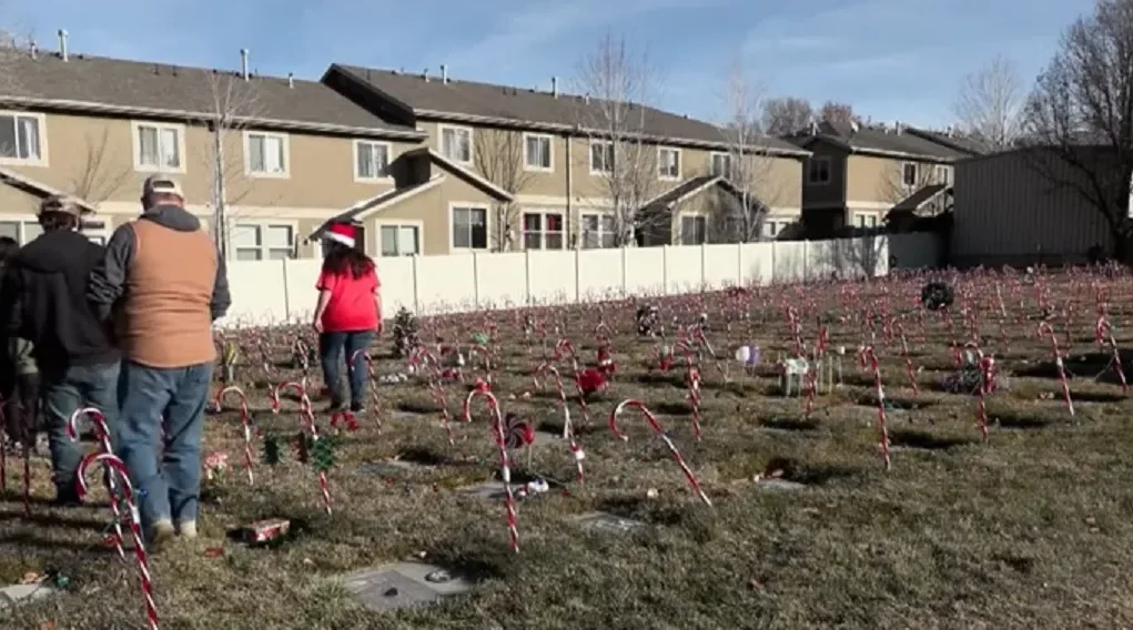 children’s cemetery, Christmas decorations, Baby Land Bountiful Utah, spreading holiday cheer to families, Valarie Hooper Baby Land decorations, acts of kindness during holidays